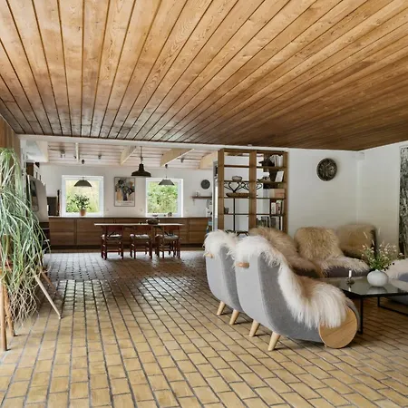 Rural Charm For Big Families In Vendsyssel بيت للعطل